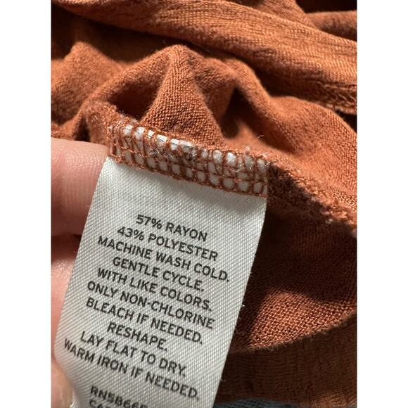 Caslon Rust Elevated Tee Large - Picture 3 of 4